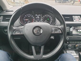 Octávia Combi 3 - 6