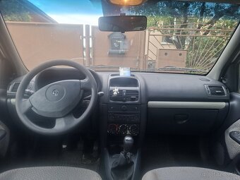 Predám Renault clio - 6