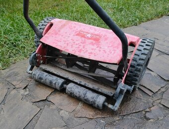 Ručná vretenová kosačka WOLF Garten - 6