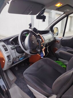 Renault Traffic 2.0dci - 6