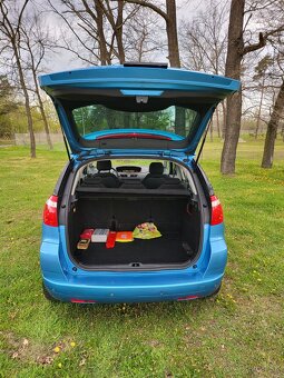 Predám Citroën C4 Picasso 2.0 benzín,automat 103kw - 6