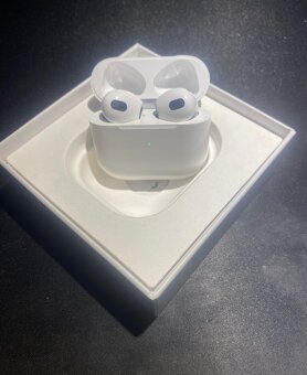 Airpods 3 - 6