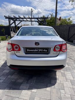 Volkswagen Jetta 1.9Tdi 77kw SR - 6