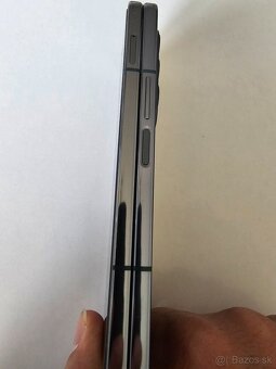 Predám na diely Samsung galaxy Z Fold4 - 6