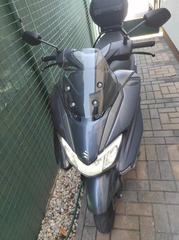 Suzuki Burgman 125 - 2.000km - 6