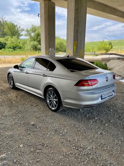 Volkswagen Passat 2.0 TDi 4motion dsg - 6