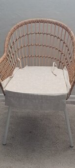 Predám stoličky do interiéru aj exteriéru Cena spolu za obid - 6