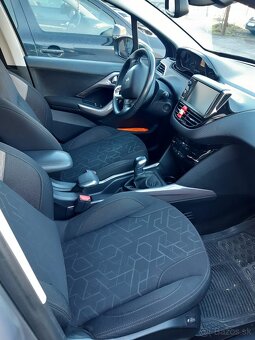 Predám Peugeot 2008 Puretech Style - 6