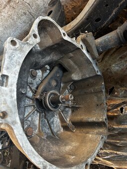 Podvozok Pajero 2 - 6