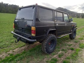 Predám NISSAN PATROL W 160, 3,3TD. Radovy  šesťvalec. Je to - 6