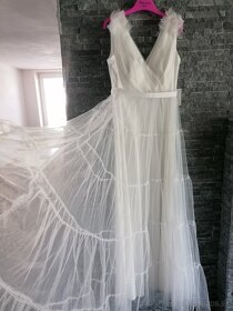 Biele spoločenské-svadobné šaty - 6