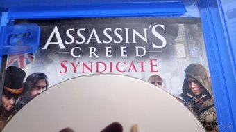 Predám PS4 Slim 1TB + HRY - 6