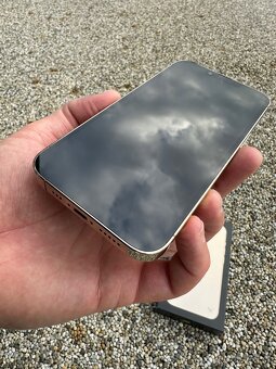 iPhone 13 pro max - baterie 100% - 6