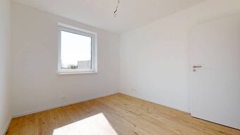 4 izbový rodinný dom, tepelné čerpadlo, terasa, oplotené - P - 6