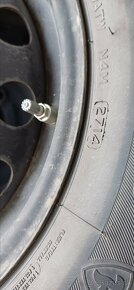 yaris 2014 - 6
