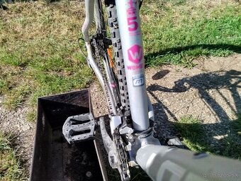 Predám 2 bicykle lapier dámske veľkosť M - 6