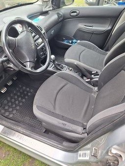 Predám Peugeot 206 - 6
