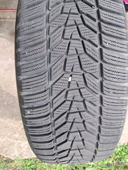 Zimne gumy Hankook 235/50 R19 rok 2021, hlboky dezen - 6