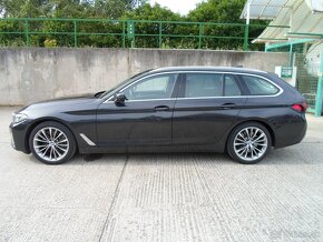 BMW Rad 5 Touring 530d mHEV xDrive 210kW 8st.automat panoram - 6