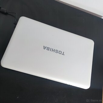 Predám notebook Toshiba - 6