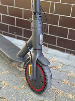 Xiaomi Mi Electric Scooter Pro 2 – výborný stav - 6