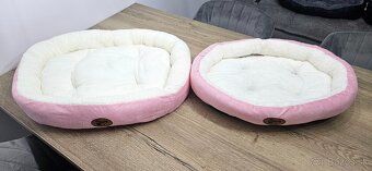 Ružový alebo šedý pelech rozmeru cca 70x60cm a 60x50cm - 6