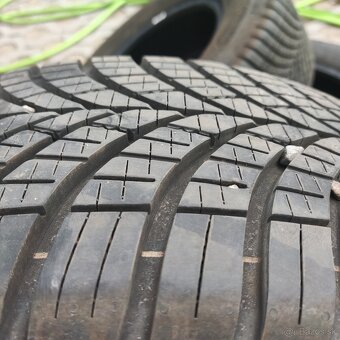 215/65 R16 GoodYear Vector 4Seasons Gen-3 - 6