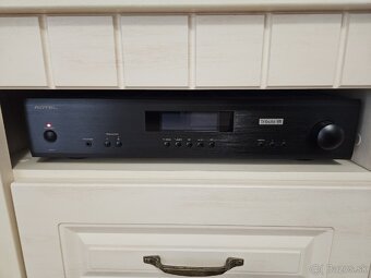 Triangle + Rotel - 6