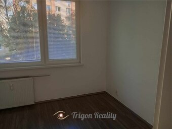3 izbový rekonštruovaný byt pri centre - Komárno - 6