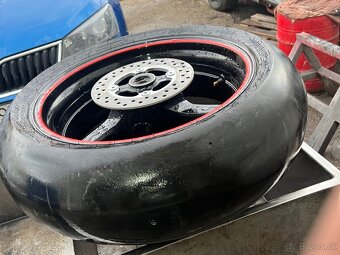 Predám kolesá na cestný motocykel HONDA - 6