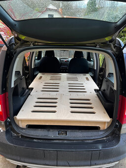 Predám skladaci kempingovy box pre Skoda Yeti - 6