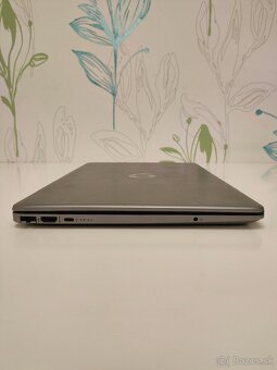 HP 250 G8 | i5-1035G1 | 8 GB RAM | 256 GB SSD - 6