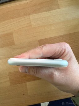 Apple iPhone 8, Silver, 64GB - 6