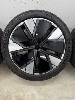 Zimná sada Volvo EX 30 - 5x108 R20 , 245/40/20 - 6