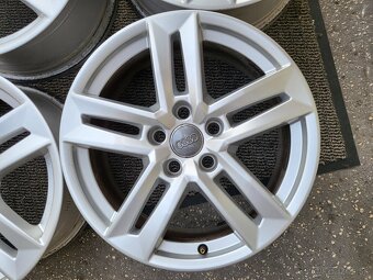Predám elektrony Audi R17 5 x 112 - 6