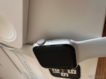 Apple watch SE 2. GEN - 6