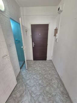 Výborná príležitosť1.izbový byt/balkón/investícia - 6