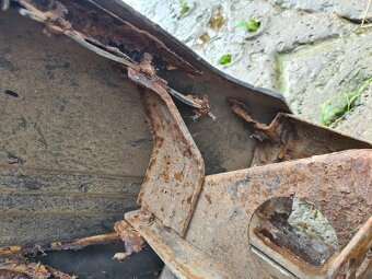 Zadný nárazník Pajero 2 - 6