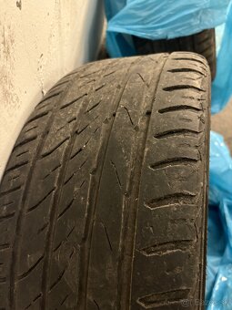 Original disky vw + letné 225/45 r17 - 6