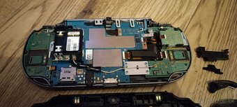 Ps vita pch 1104 na diely - 6