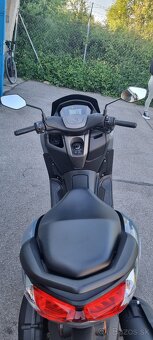 Yamaha 125 Nmax 24 - 6