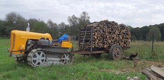 Pasový traktor - 6