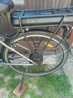Predám mestský elektrobicykel Ratikon eCT 8.1 veľ. 17"/M - 6