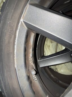 Predám pneu+elektrony 225/40/R18 - 6