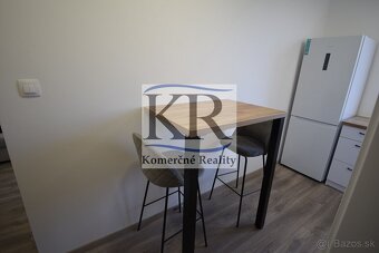 Zariadený 2 izbový byt po kompletnej rekonštrukcii v Galante - 6