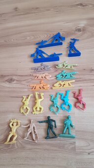 Retro indiáni, kovboji a zvieratká - 6