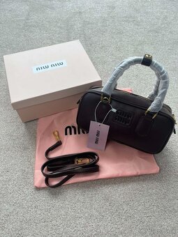 Miu Miu hnedá kabelka - 6