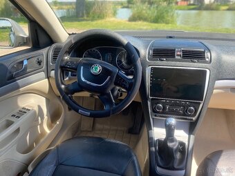 Octavia 2 facelift 1,6tdi 77kw r.v.2010 - 6