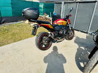Honda Hornet 600 - 6