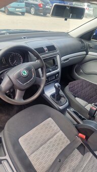 ponúkam škoda octavia 2 feizlift 2.0 103kw - 6